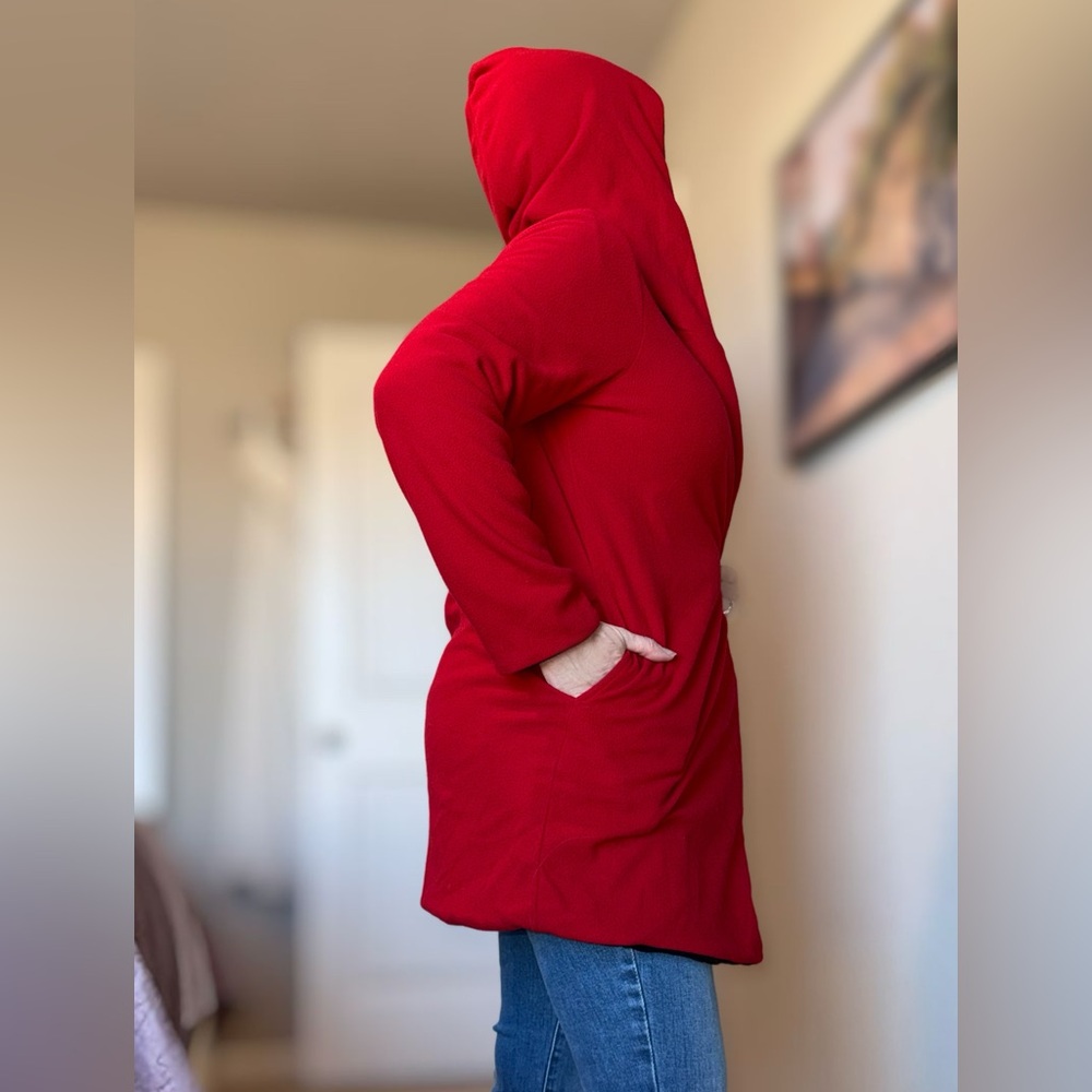 Cuddl Duds Black and Red Women's Reversible open cardigan - Picture 8 of 15
